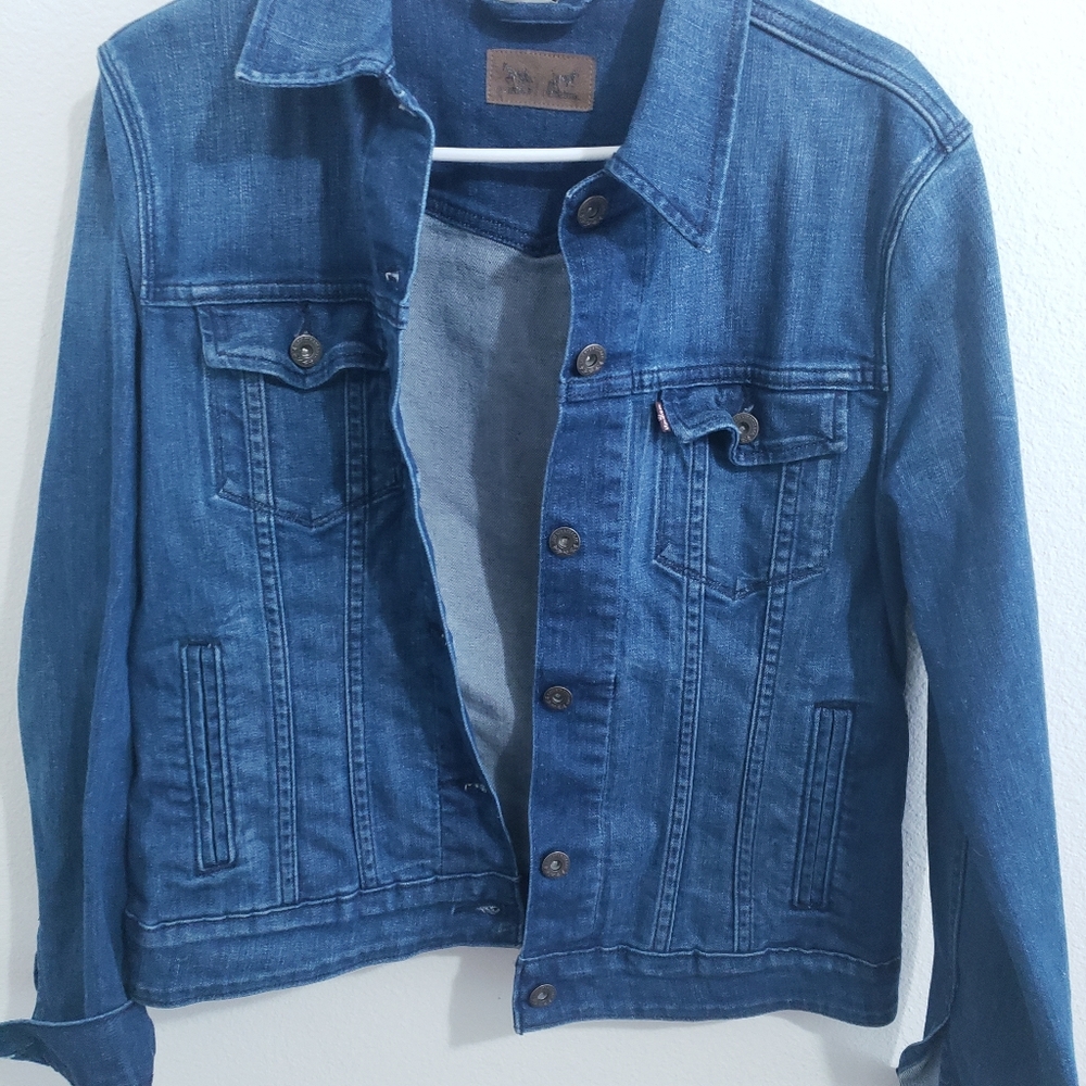 Denim jacket - Picture 1 of 2